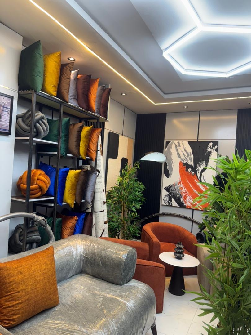 Show Room